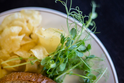 七七影视大全网页版：畅享海量影视资源，尽在指尖体验